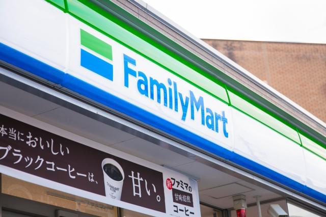 8月上旬新規オープン／ファミマ店内スタッフ／早朝深夜なしの安定シフト／オープニングスタッフコンビニスタッフ