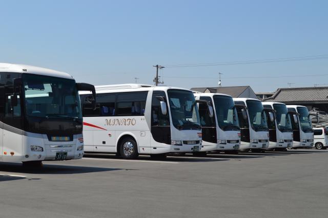 経験者募集！大型観光バス乗務3年以上の方は積極採用！宿泊ツアーやインバウンド需要でしっかり稼げます！観光バスドライバー