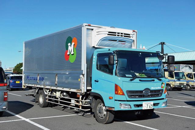 最寄り駅から徒歩通勤が可能！
車・バイク通勤もOKなので、通いやすい手段でお越しください。