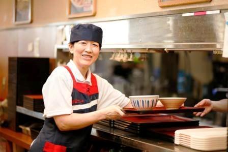 新人というより新しい「仲間」という感覚でお迎え!あなたと一緒に働けるのを楽しみにしています!