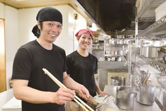 週休2日制で1日8時間のフルタイム勤務。しっかり安定してコツコツ働けます!