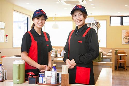 新人というより新しい「仲間」という感覚でお迎え!
あなたと一緒に働けるのを楽しみにしています!