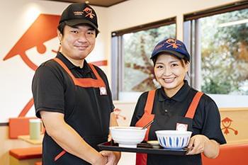 新人というより新しい「仲間」という感覚でお迎え!
あなたと一緒に働けるのを楽しみにしています!