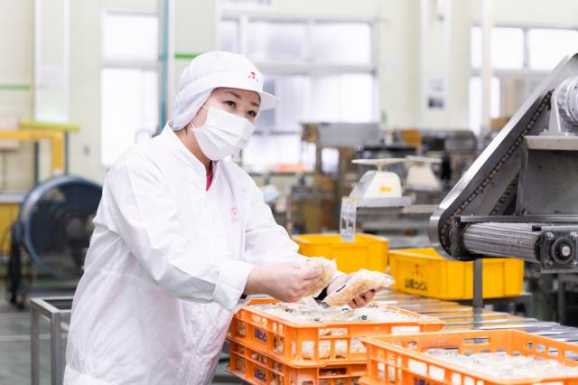 年齢・経験不問！社員登用制度あり◎
腰を据えて働ける職場をお探しの方に最適です。