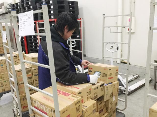 冷蔵・冷凍倉庫内でのお仕事。
夏は涼しくて快適な職場です。