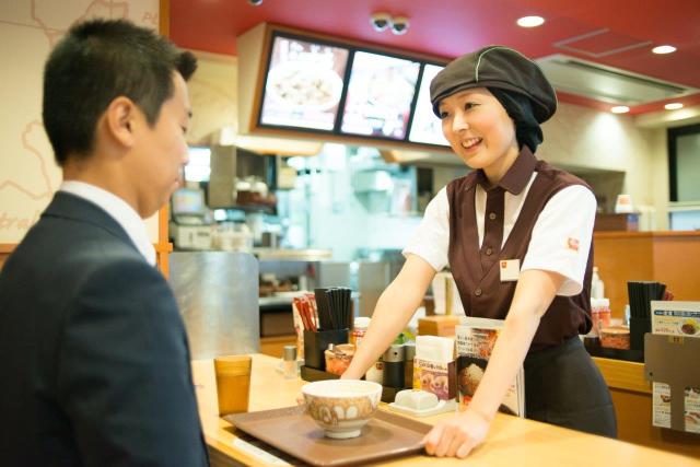 食事補助やすき家クーポンの支給あり!
嬉しい従業員特典がいっぱいです。