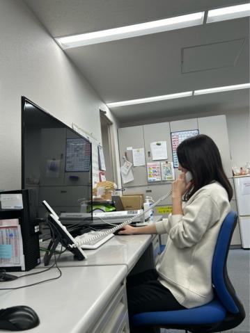 お仕事は先輩が丁寧に教えるからご心配なく！
PCの基本操作ができれば大丈夫です！