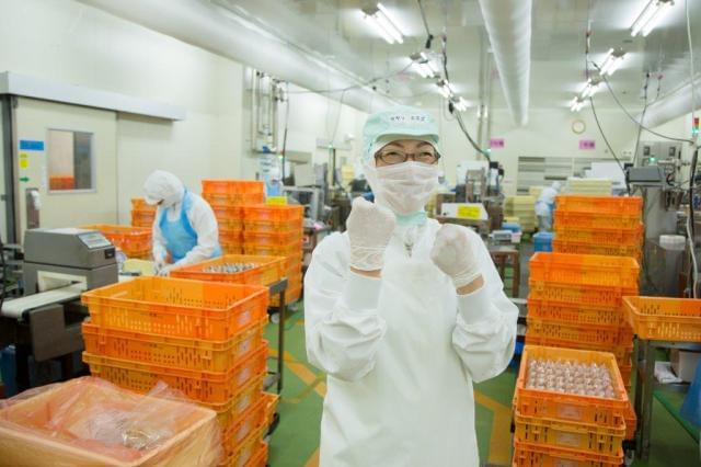 応募にあたって、特別なスキルは必要ナシ!
工場勤務が初めての方も、ぜひ気軽にご応募を。