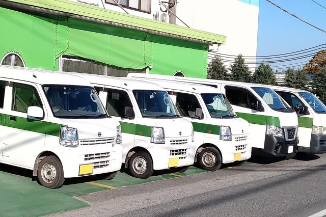 日中の短時間でムリなく働く♪子育てママ多数活躍中のお弁当ルート配送スタッフ/扶養内勤務もOK軽自動車を使用したお弁当のルート配送