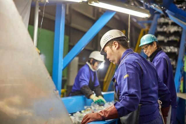 契約社員の期間でも年2回の賞与あり!
マイカー通勤もOKです。