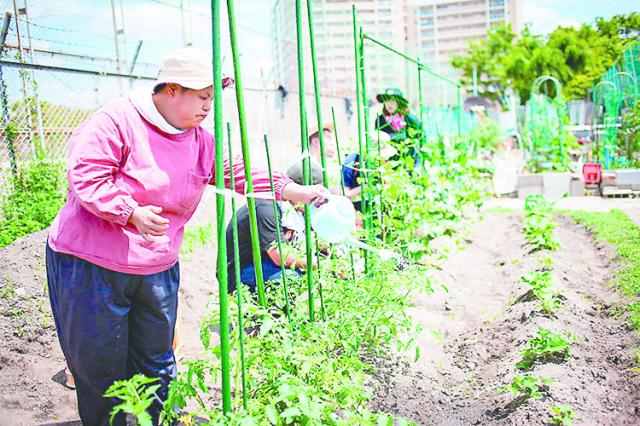 利用者様一人ひとりとじっくり向き合い、共に喜びを感じながら自分自身も成長できるお仕事です。