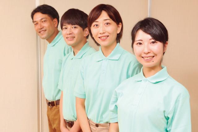 ケアマネージャーと連携し、個人に合わせた介護サービスを提供。
笑顔溢れる施設を一緒に作りませんか?