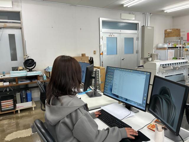 職場へは自転車・車通勤OKです。
ガソリン代は規定内で支給します。