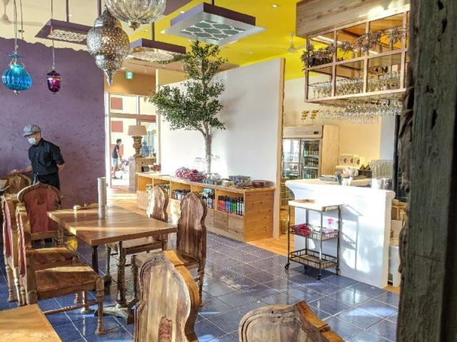 【イーアス沖縄豊崎】五感を刺激する新しいスタイルのレストランのスタッフ募集