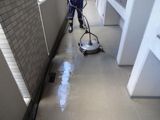 応募前のご質問もご遠慮なく。お気軽にお電話ください。