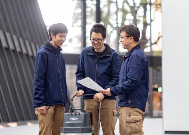 仲間の成長を支え、チームで最高の清掃を目指す。
30代　定期清掃　サブリーダー