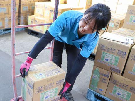 ＜創業54年の安定企業＞資格や経験はなくて大丈夫◎製品仕分けスタッフ（パート・アルバイト）募集