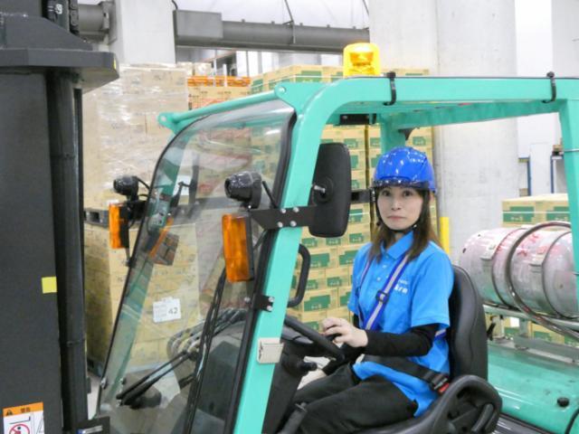 <創業54年の安定企業>フォーク資格を活かしませんか!?〇フォークリフト作業スタッフ募集