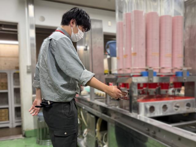 【大人気アルバイト】東京ドームでのコカ・コーラドリンク チェッカー（売り子サポート）募集東京ドーム内でコカ・コーラ商品の売り子サポート/チェッカー