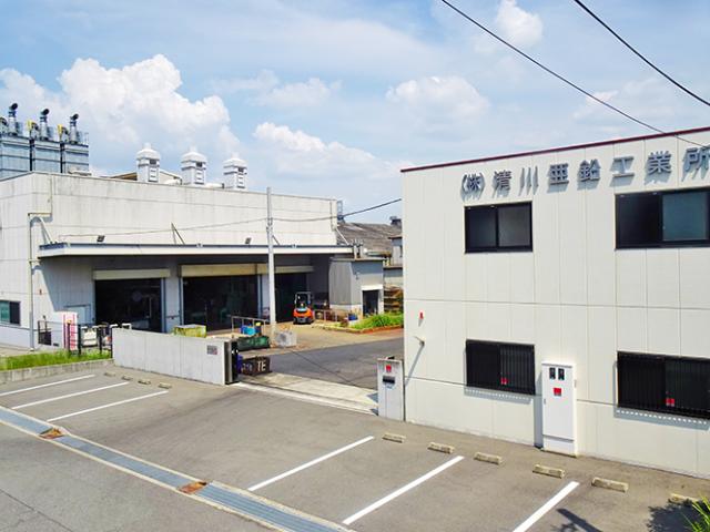 20代・30代の男性スタッフ多数活躍中!
未経験でもイチから丁寧に教えるので安心!