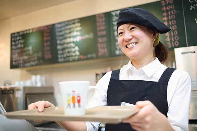 ホリーズカフェ 神戸元町店 のアルバイト パート情報 イーアイデム 神戸市中央区のカフェ ダイニング求人情報 Id