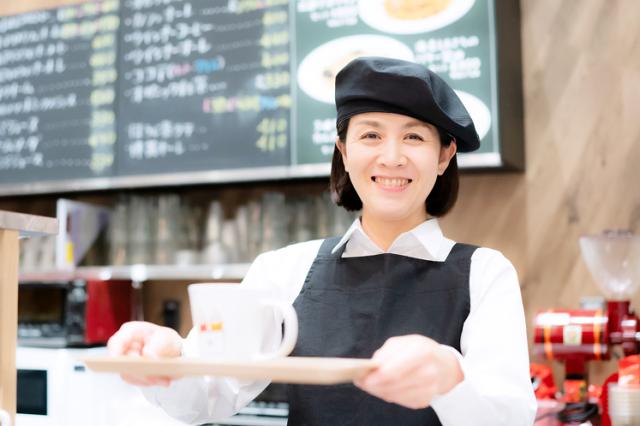 ホリーズカフェ【イズミヤ六地蔵店】