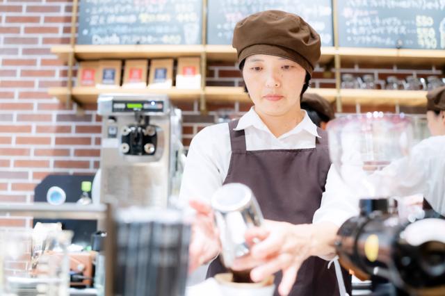 楽しく・おしゃれにカフェバイト♪
あなたの笑顔と気配りをココで発揮してください◎