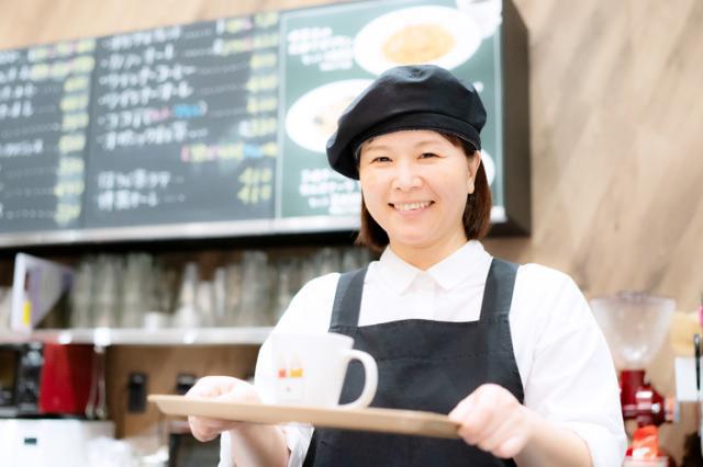 ホリーズカフェ【三宮駅前店】