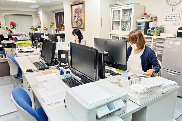 働きやすい短時間のオフィスワーク♪
女性スタッフが活躍している職場です。