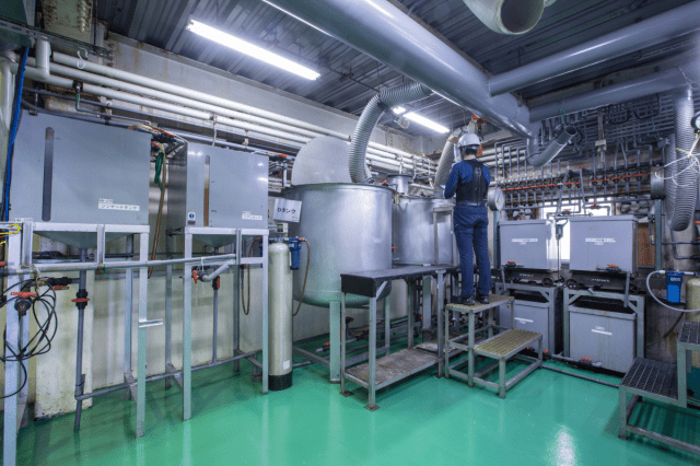 応募時フォークリフトの免許はなくてOK!入社後、会社の制度を利用して取得を目指せます。