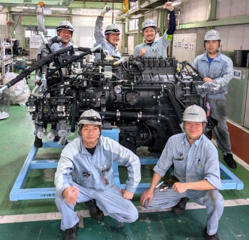 資格がない方でも大丈夫！
フォークリフトやクレーンの操作が必要になった場合には
入社後に会社負担で資格を取得をしていただきます。