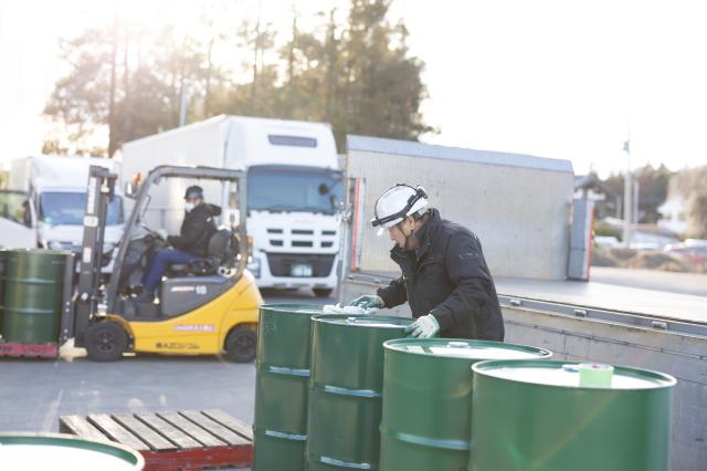 社員が、「安全に快適に運転できること」を第一に考えデジタコはもちろん、カーナビやドラレコ・バックカメラなどを全社に搭載しています。