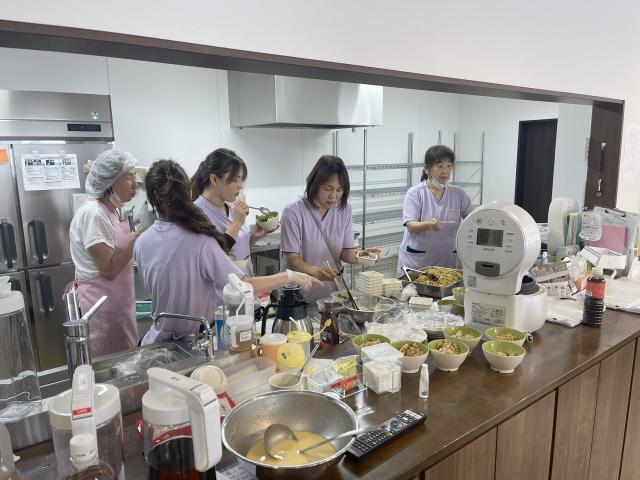 ≪松原市≫正社員の正看護師募集！施設での経験不問！車通勤OK！年間休日114日！オンコールなし！有料老人ホームの看護師