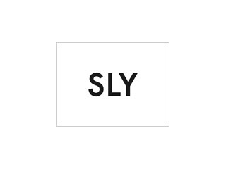 SLY（スライ）