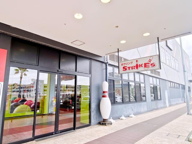 商業施設「りんくうプレジャータウン シークル」内にあるボウリング場です！駅直結で通勤にも便利ですよ♪