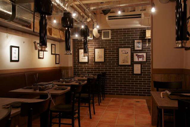 フリーター・学生活躍中!
真心こめたおもてなしで極上の時間を提供している焼き肉店です。