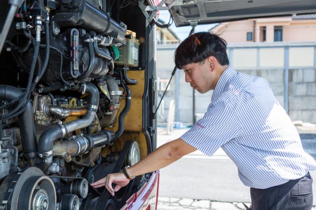 観光バス運転手としてこんなお仕事をお任せ!
豊富な仕事量があり幅広い経験を積むことができます。
