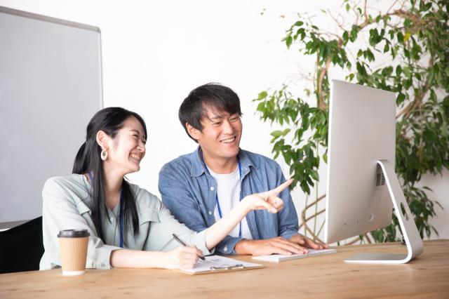 【ITサポートスタッフ／正社員】未経験OK！残業ほぼナシ！年間休日120日でオフも充実◎ITサポートスタッフ