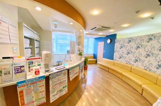 明るい笑顔、誠実な応対を大切に！
当院と患者さまとの信頼関係構築へつなげてください。
