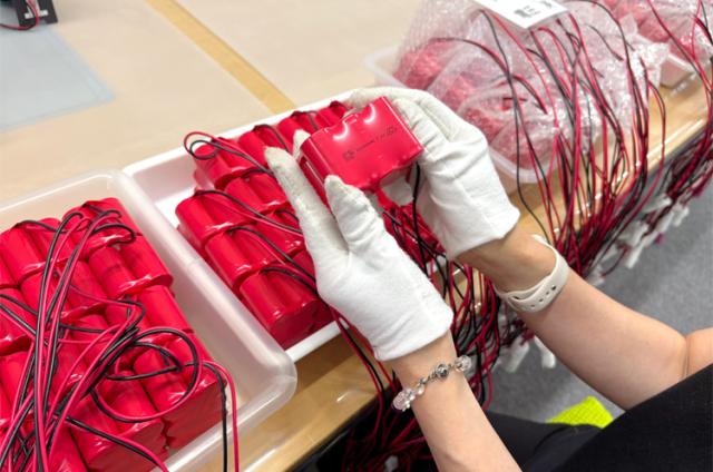 座り作業で残業ほぼナシ！扶養内・WワークOK！未経験スタートOK！土日祝休み！日勤のみ！時間相談◎！検品作業スタッフ