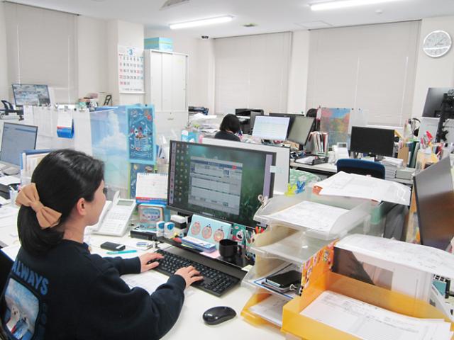 ≪八幡市≫【鉄鋼・建材商社での事務スタッフ】未経験OK◎20代〜40代主婦活躍中！残業なし♪鉄鋼・建材商社での事務スタッフ