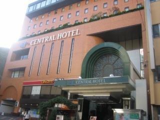 横須賀にゆかりのあるスタッフがイキイキと活躍しています!あなたも仲間入りしませんか?