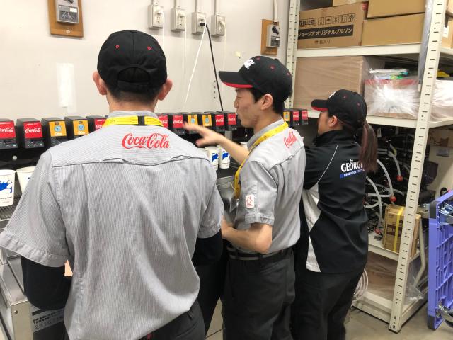 大手グループの一員として活躍しませんか？
笑顔の明るい対応を心がけていきましょう！