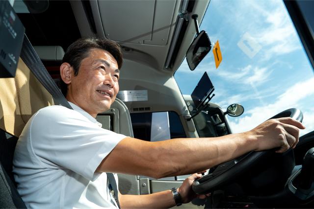 頼れる相棒！
運転しやすく安全性の高い、新型車両も多数あり！