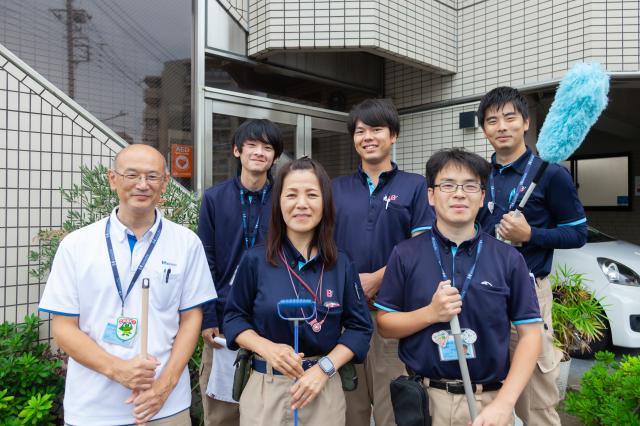 浦和駅西口より徒歩4分♪週4日！浦和区仲町のビル清掃！未経験の方でも親切指導致します！ビル清掃スタッフ