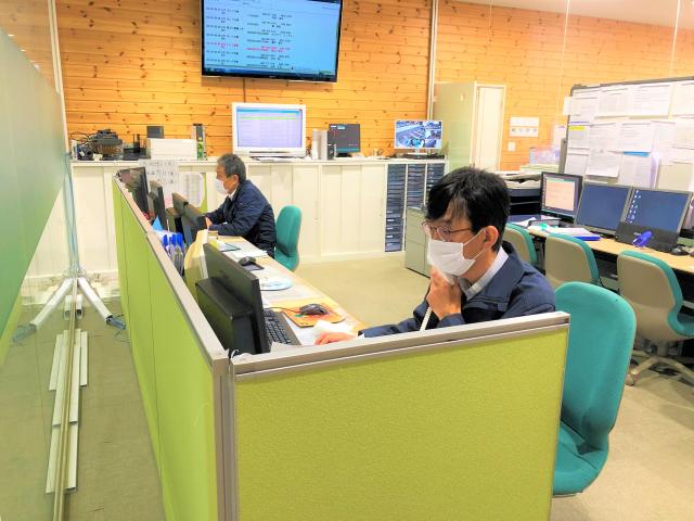 シフト的にも業務的にも身体の負担は少なめ。
転勤もなく、この地域に腰を据えたい方にピッタリです◎
