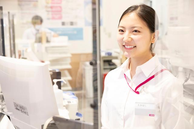 【学生アルバイト／調剤事務】NEWスタッフ募集スタート！未経験でも安心のお仕事☆スーパー店内調剤事務スタッフ