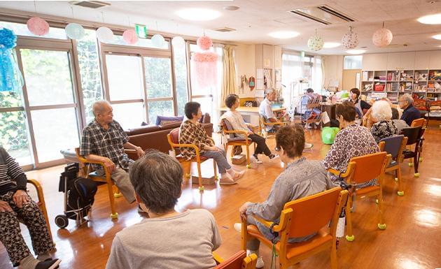 社会福祉法人　平塚あさひ会　特別養護老人ホーム　デイサービスセンター　れんげの郷