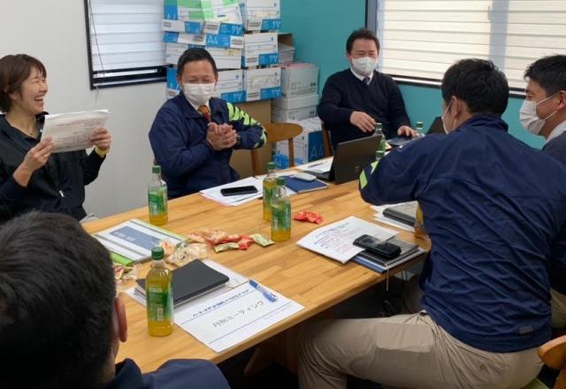 格安＆メニュー豊富で大好評の社食サービスがあり、お弁当を持参しなくても毎日温かいランチが食べられます♪