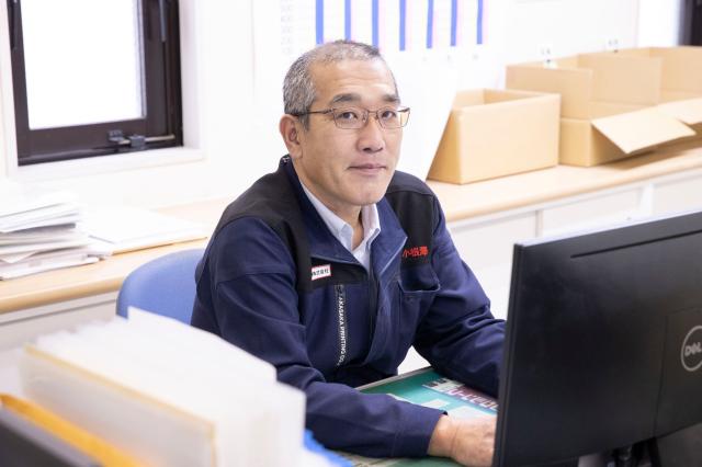 未経験から印刷のプロへ。
安定基盤のもと、半年間の研修で着実に成長できます。